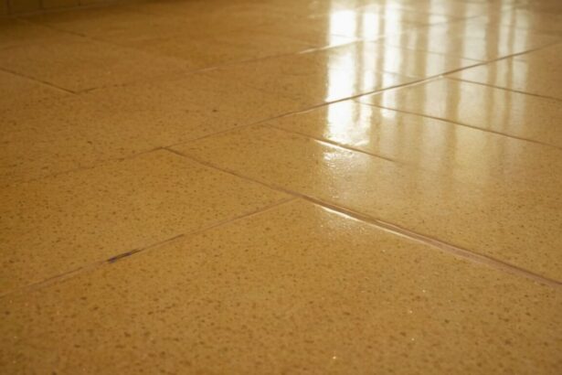 Stark verschmutzte Fliesen reinigen: Effektive Tipps und Tricks für strahlende Sauberkeit